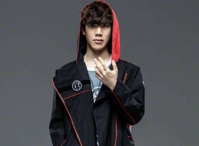 传闻： Gumayusi 可能加入 Hanwha Life Esports