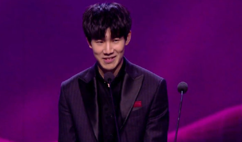 TheShy 转发了 Invictus Gaming 重组消息：太棒了